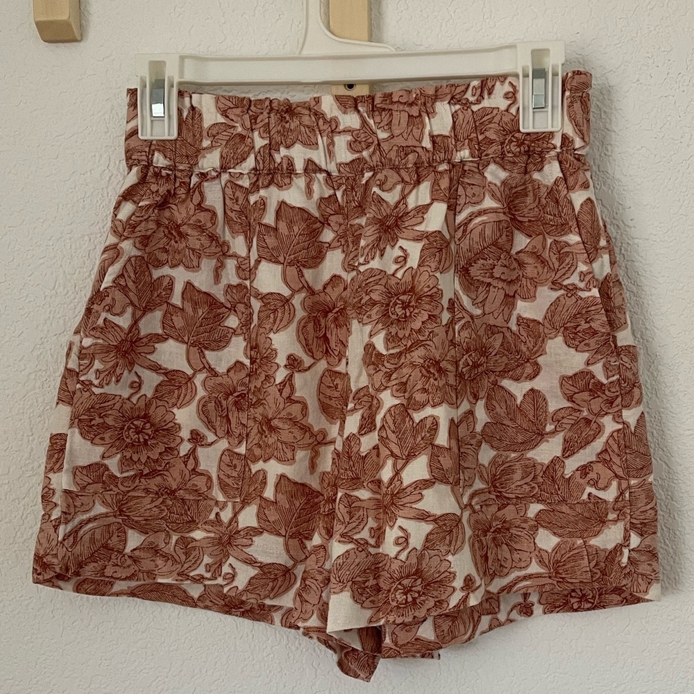 Linen Blend Pull On Shorts
